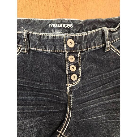 💕Maurices Women's  Denim Capri Jeans Size 13/14 -measures approx 36 Waist, 20 - Picture 2 of 5